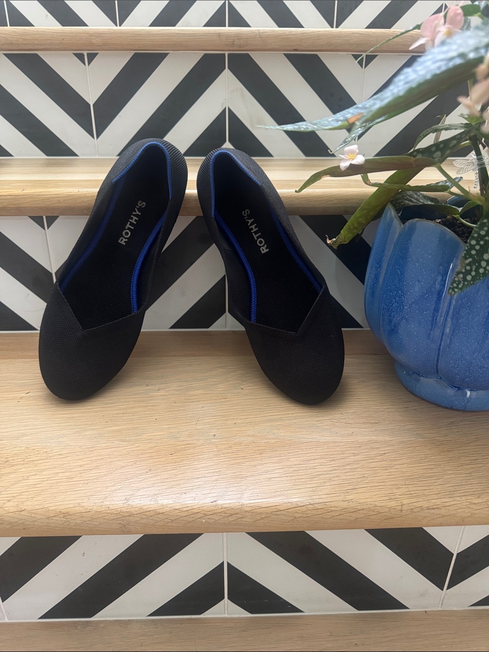 Rothy's Black Women's Slip-On Flats with Blue Trim Size 10W